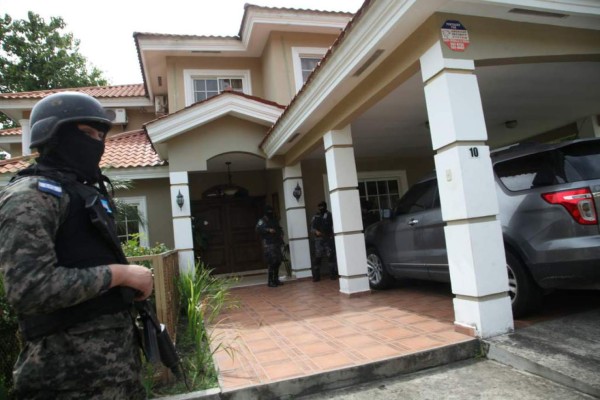 Cien oferentes pujan por 260 bienes de la Oabi