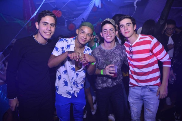 La EIS celebra el día de Halloween