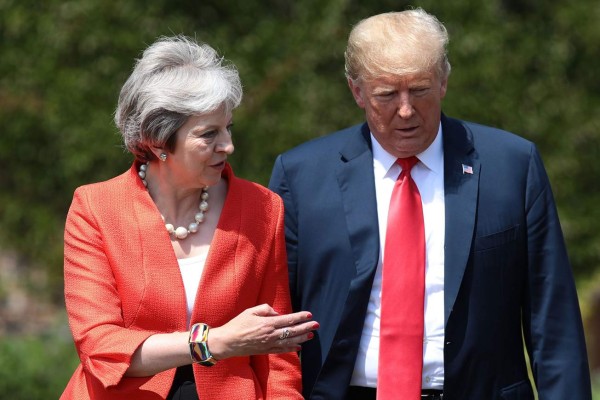 Trump niega haber criticado a May y afirma tener una relación 'muy, muy sólida'