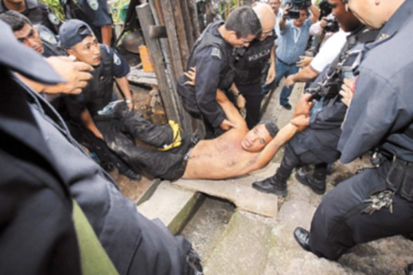 Una balacera de película