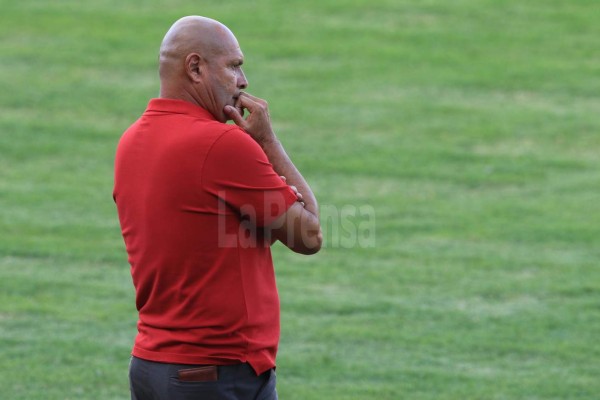 'El partido se debió suspender, la gente merece respeto'