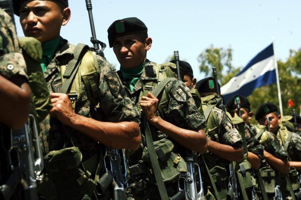 En mayo saldrán a patrullar 1,000 nuevos policías militares de Honduras