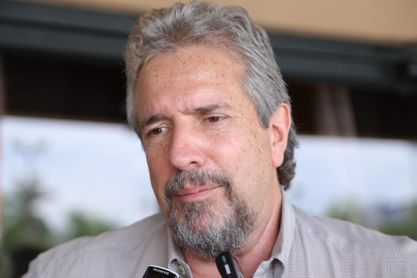 Competencia desleal ahorca al sector lechero de la región