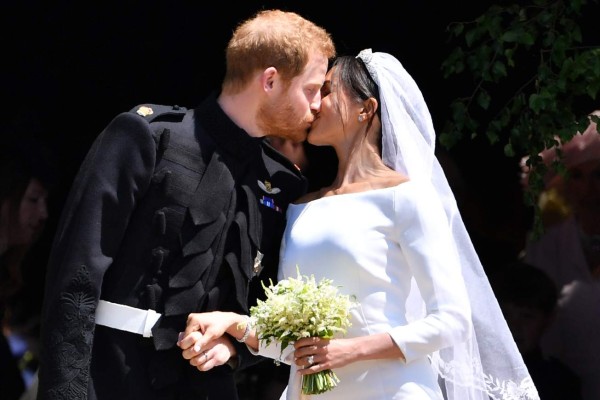 Harry de Inglaterra y Meghan Markle ya son marido y mujer