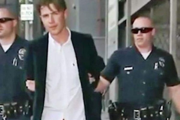 Golpean a Brad Pitt en estreno de filme 'Maléfica' 