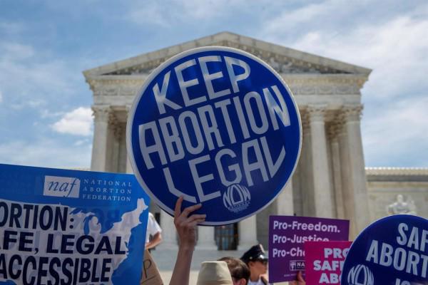 En vigencia ley que prohíbe el aborto a las seis semanas de embarazo en Florida
