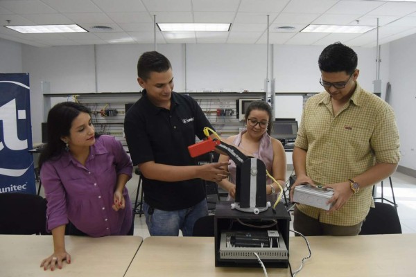 El futuro de las profesiones está en el uso de nuevas tecnologías