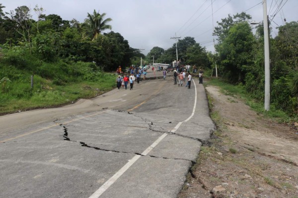 Preocupa colapso de tramo de un kilómetro en la carretera CA-4