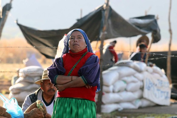 Indígenas de México amagan con bloquear las elecciones