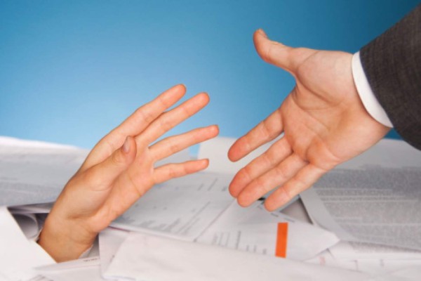 Critican limitaciones de ley de Consolidación de Deuda