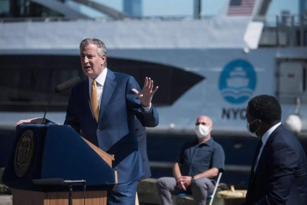 Nueva York nombrará calles en honor a 'Black Lives Matter' y apoya reformas