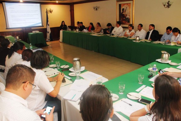 Educación crea premio para reconocer aporte empresarial