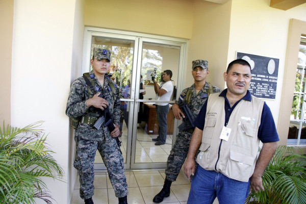 Tribunal capacita a custodios electorales