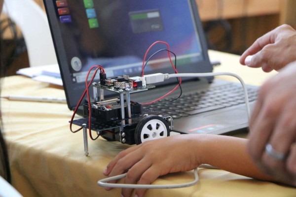 Inauguran primer proyecto escolar de robótica en el Valle de Sula
