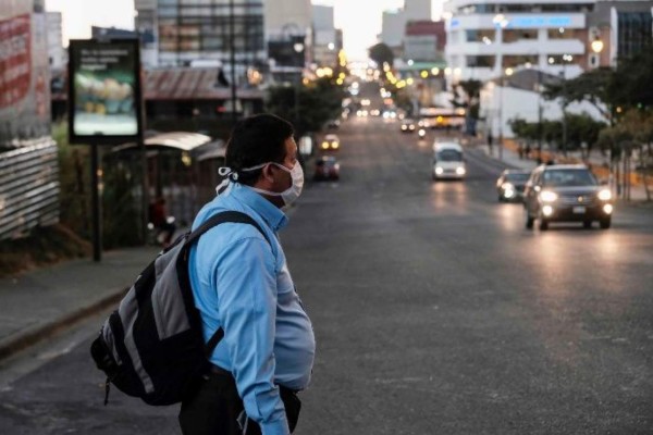 Nicaragüenses en Costa Rica piden a ACNUR apoyo para salud y empleo