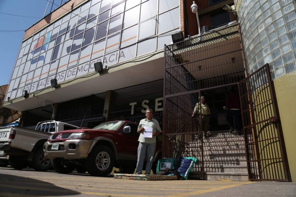 CNE debe integrarse con las principales fuerzas políticas