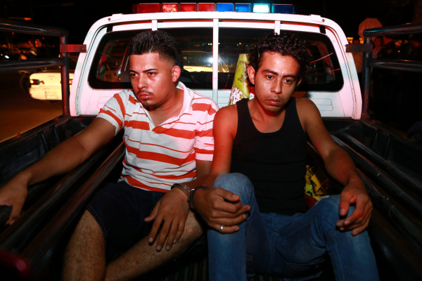 Caen supuestos asaltantes que operaban en taxi en San Pedro Sula