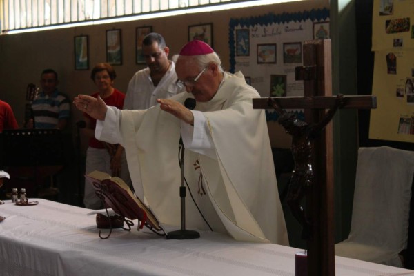 Garachana a presos: 'En Jesús pueden encontrar la libertad”