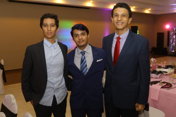 Quince años de Daniela María López Luna