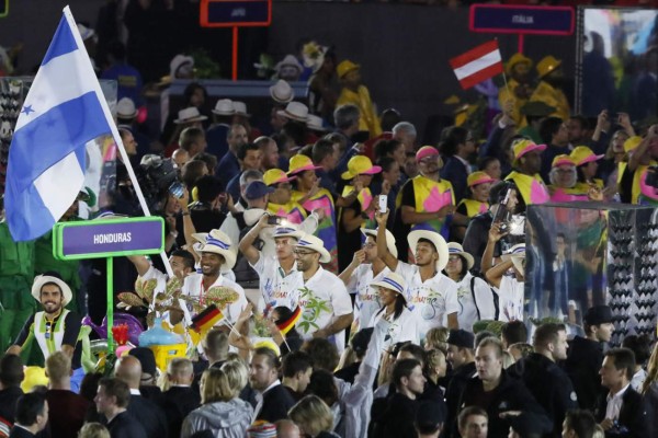 Así desfiló Honduras en la inauguración de los Juegos Olímpicos 2016