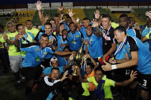 Alianza Becerra es campeón y peleará por el ascenso a Primera