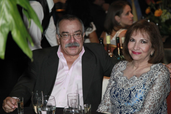 Los setenta años de Emín Abufele