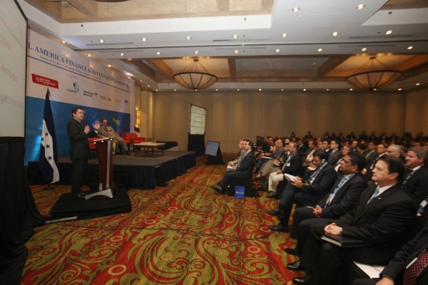 Hernández: 'A Honduras lo ven con otros ojos y con más respeto”