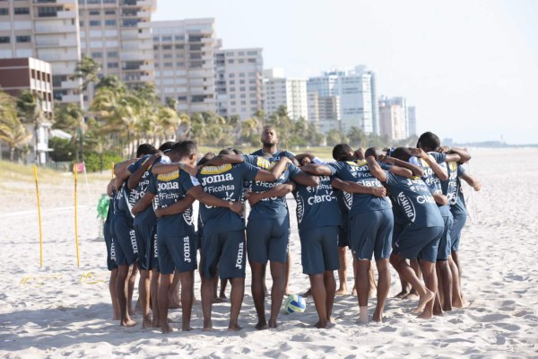 Selección de Honduras se despidió de la playa en Fort Lauderdale