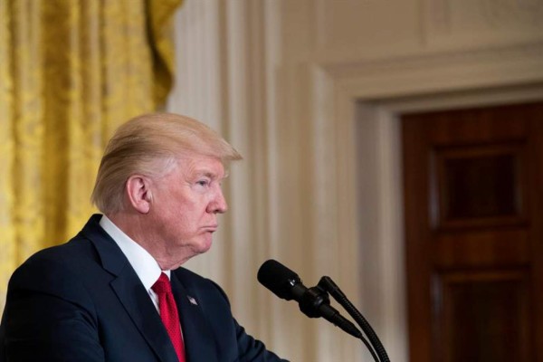 Trump dice que el atentado en París impactará en las elecciones francesas