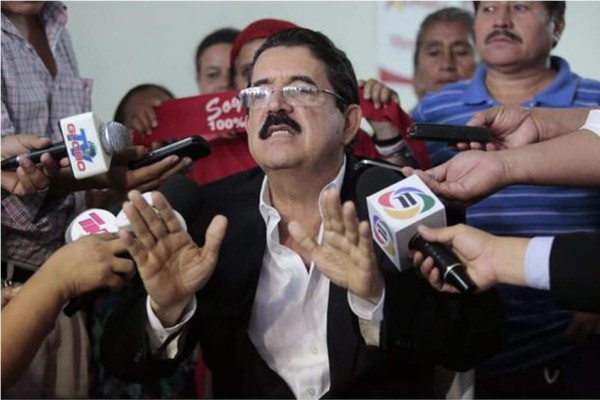 Mel Zelaya planteará posición política a secretario de la OEA