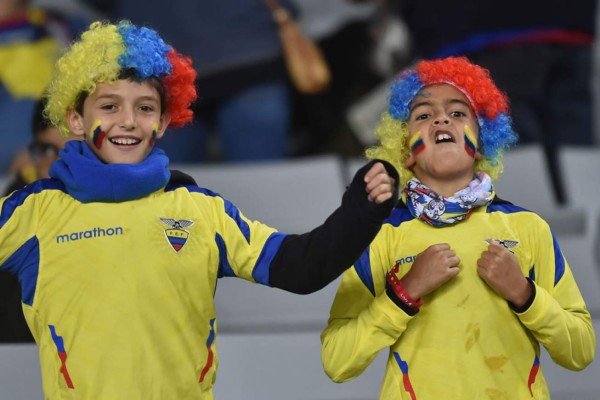 Honduras y Ecuador unidas por la fe y el ambiente de gol