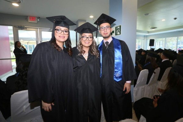 Alegría por graduaciones de Unitec y Ceutec