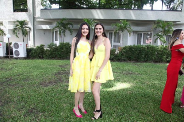 Kensy Cardona y Gracia Sandoval.