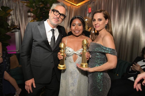 Actores mexicanos celebran el triunfo de Alfonso Cuarón en los Globos de Oro