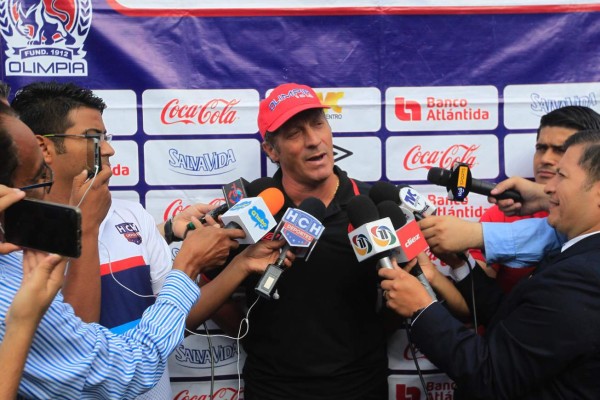Pedro Troglio sobre la presión previo al duelo ante Motagua: 'Jugué 150 mil clásicos'