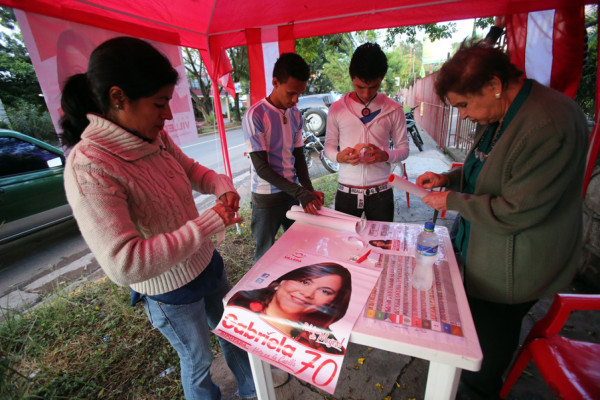 Fervor catracho en las calles por desarrollo de elecciones en Honduras
