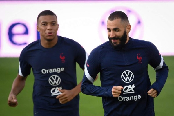 Benzema sorprende al revelar dónde jugará Kylian Mbappé
