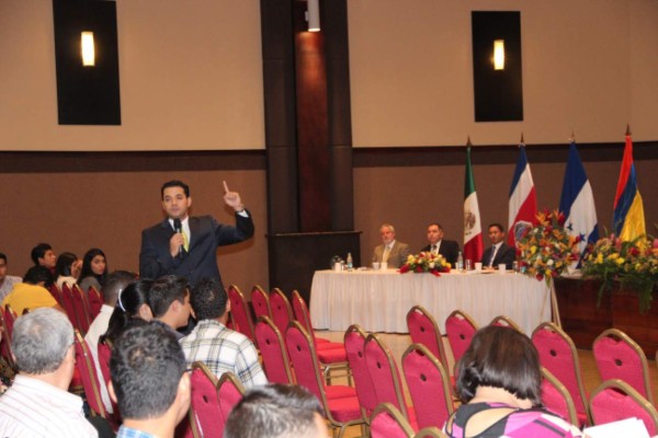 Cadena de suministros es tema de análisis en congreso de Ingeniería Industrial