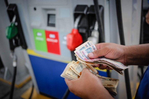 Precio de la gasolina súper subirá L1.77 en Honduras