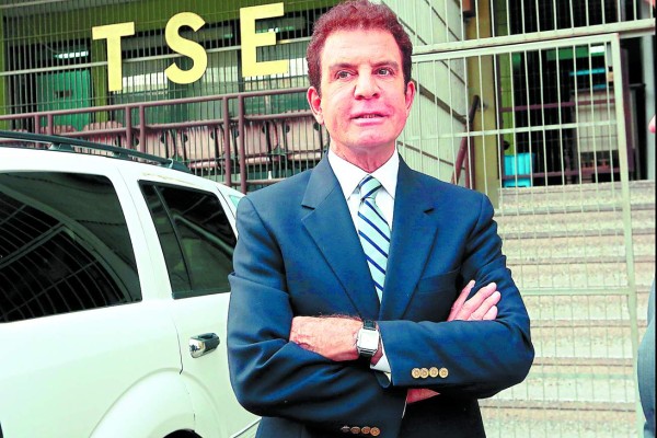 Nasralla: PAC no tendrá internas porque no se inscribieron movimientos