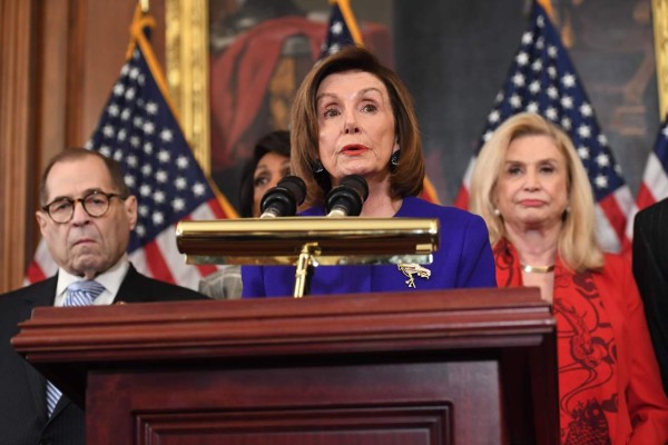 Demócratas acusan formalmente a Trump de abuso de poder y de obstrucción