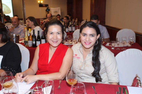 Canaturh organiza una noche de vinos