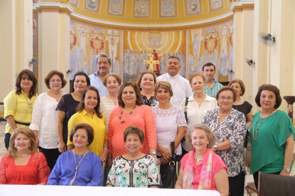 Comité llama a trabajar unidos por restauración de la catedral