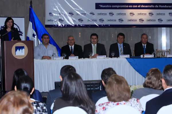 Garantizar ganancias a peajes compromete fondos estatales, advierten economistas sampedranos