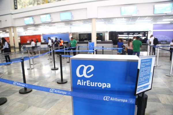 Air Europa analiza volar dos veces a la semana