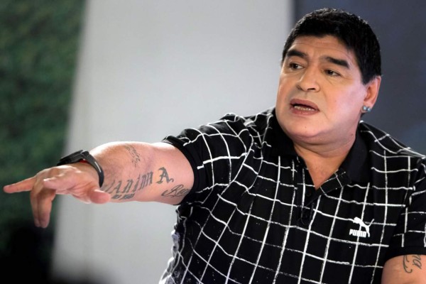 Maradona: 'Grondona era el que le compraba los votos a Blatter'