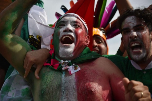 Mexicanos de la gloria al infierno: 'Nos robaron'