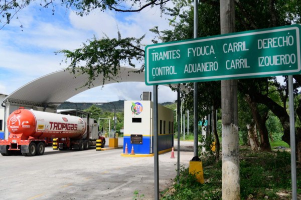 Fuga de capitales: inversión hondureña crece en El Salvador