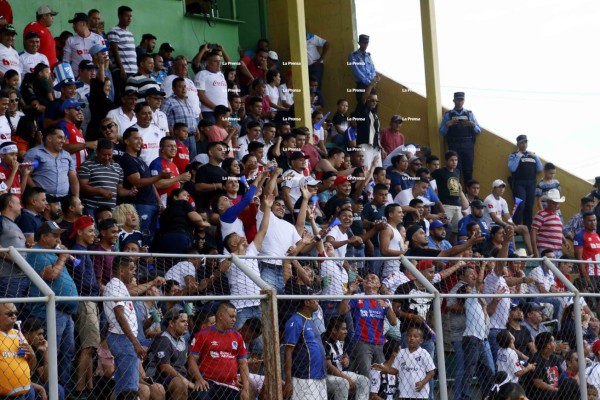 Video: El espectacular ambiente que se vivió en el Honduras Progreso - Olimpia