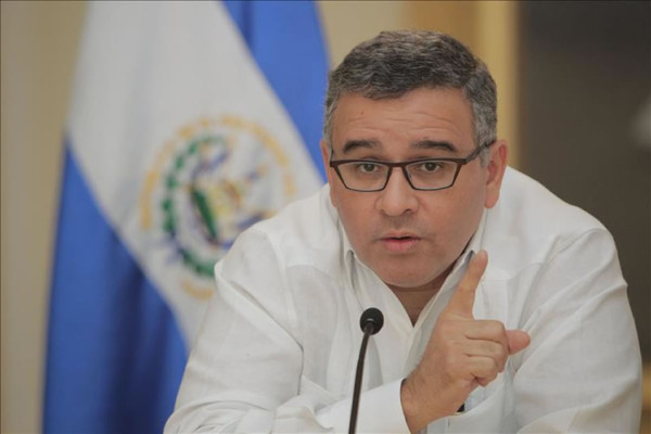 El Salvador no es parte del socialismo del siglo XXI, advierte Funes